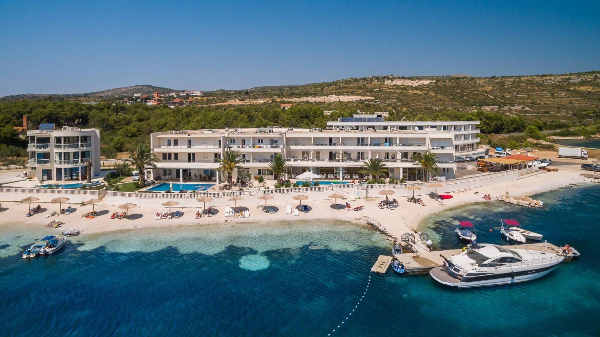 Hotel Perla Rogoznica  Buitenkant foto